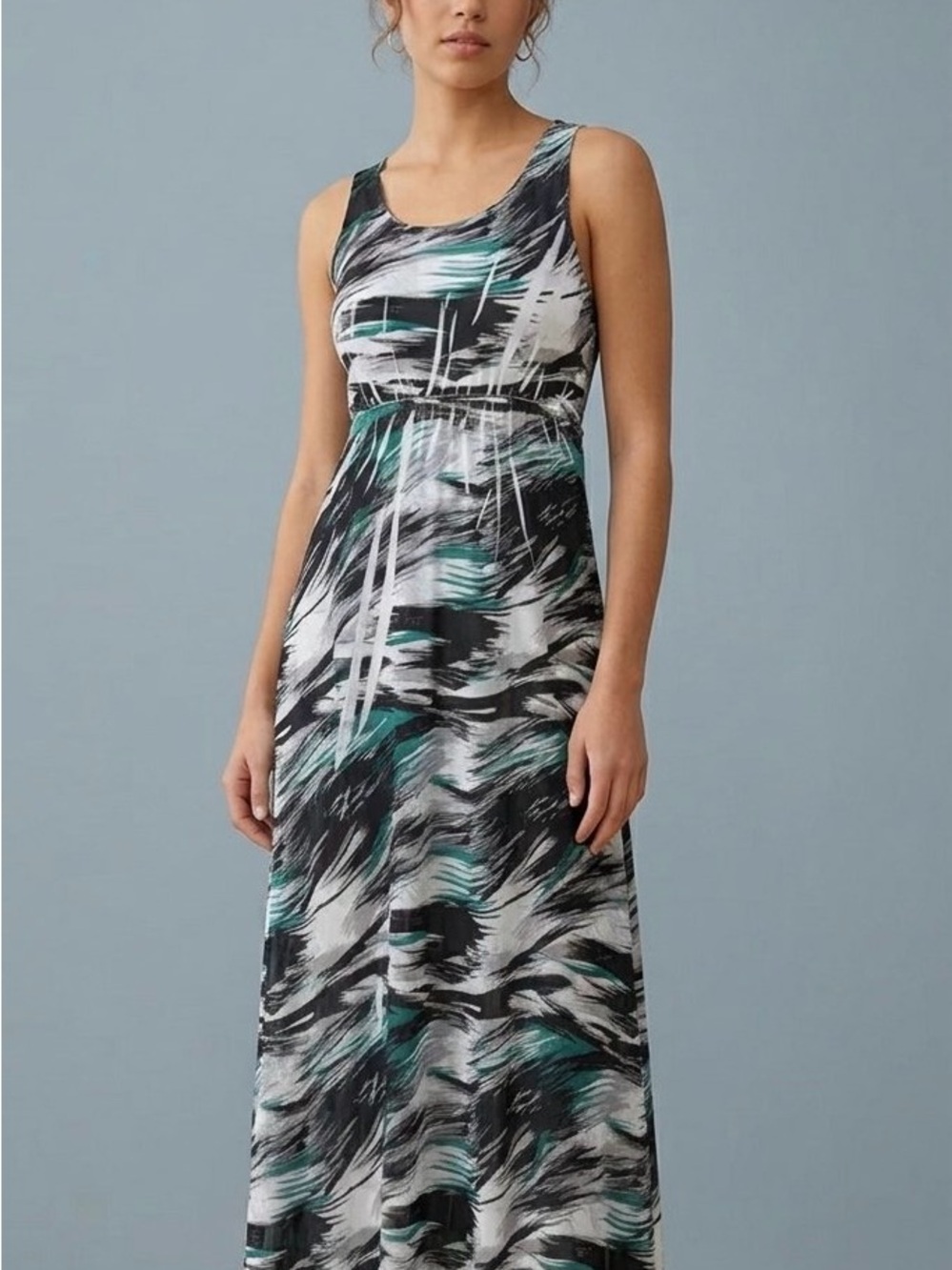 Sleeveless Scoop Neck Maxi Dress in Black, White & Teal